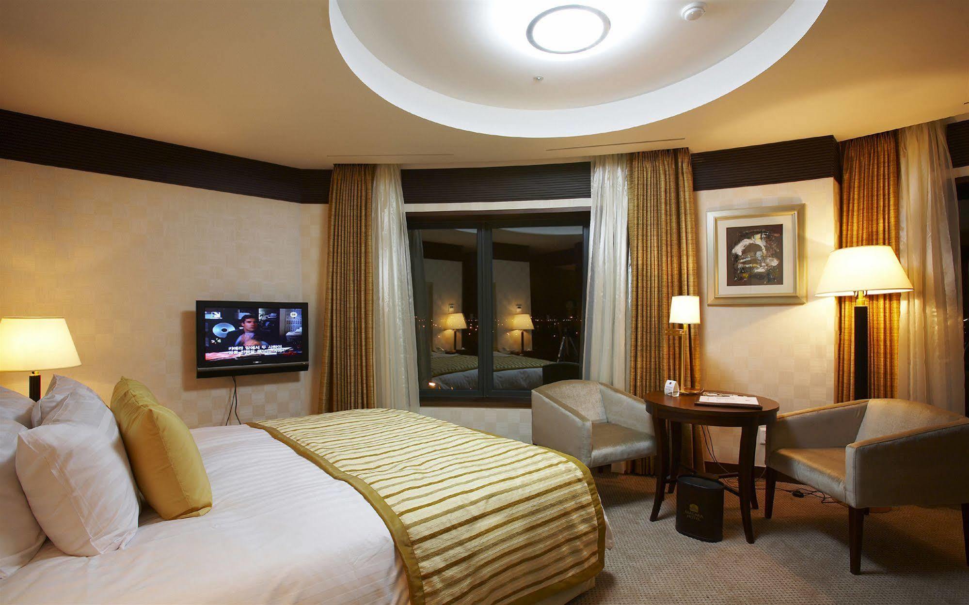 Niagara Hotel Сеул Экстерьер фото